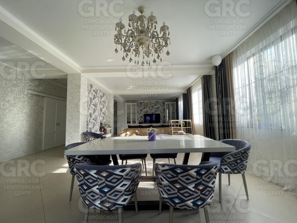 
  Продается дом, 300 м², Сочи
. Фото 12.