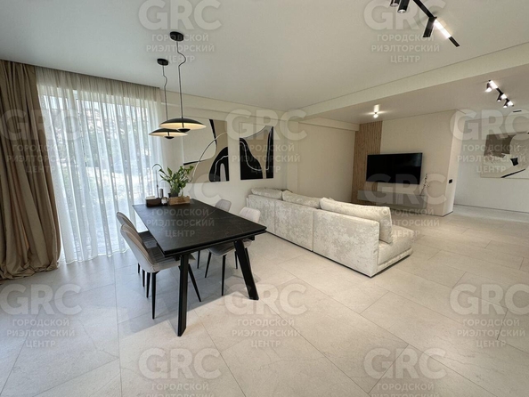 
  Продается дом, 280 м², Сочи
. Фото 3.