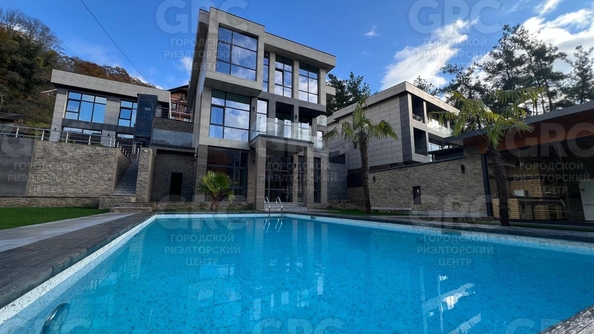 
  Продается дом, 396 м², Сочи
. Фото 1.