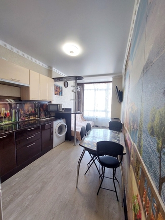 
   Продам 1-комнатную, 40 м², Кирова ул, 1

. Фото 16.