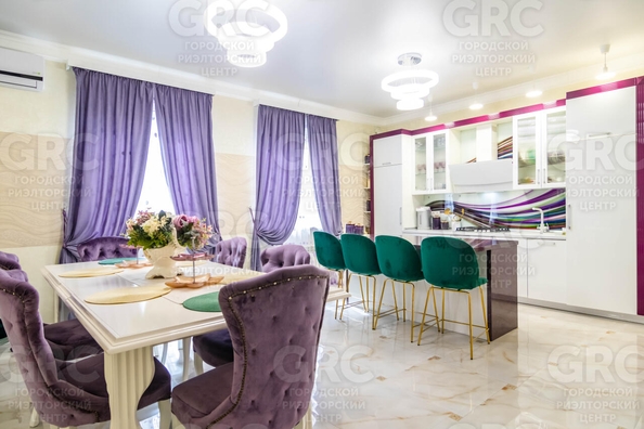 
   Продам дом, 357 м², Сочи

. Фото 21.