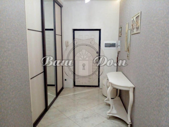 
  Продается 2-комн. квартира, 65.9 м², Суворова ул, д. 27к1
. Фото 19.