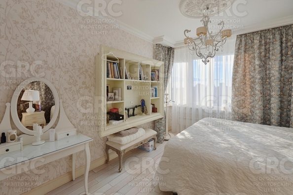 
  Продается 3-комн. квартира, 140 м², Юных Ленинцев ул, д. 10
. Фото 18.