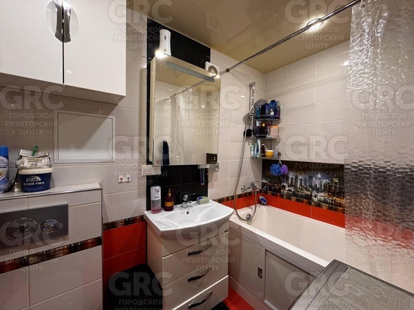 
  Продается 3-комн. квартира, 51.6 м², Дагомысская ул, д. 28А
. Фото 5.