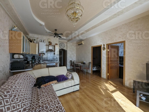 
  Продается 3-комн. квартира, 100 м², Анапская ул, д. 3/12
. Фото 1.