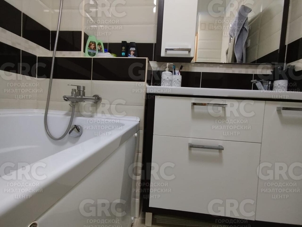 
  Продается 3-комн. квартира, 63 м², Учительская ул, д. 24г
. Фото 7.