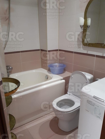 
  Продается 2-комн. квартира, 33 м², Анапская ул, д. 19
. Фото 8.