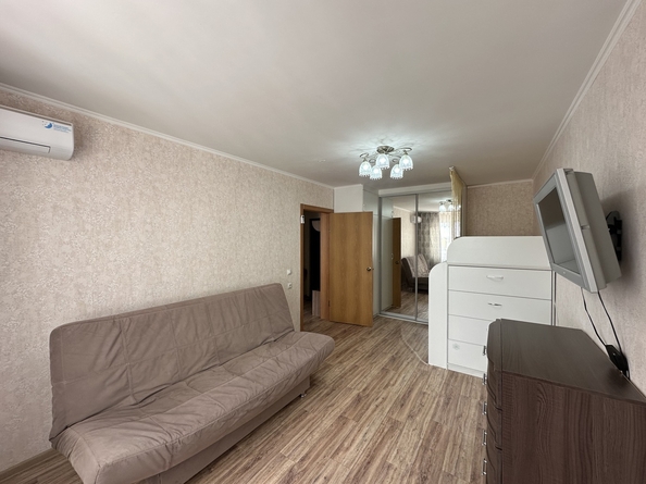 
  Продается 1-комн. квартира, 38 м², Адмирала Пустошкина ул, д. 22к4
. Фото 5.