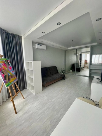 
  Продается 2-комн. квартира, 73 м², Ленина ул, д. 183
. Фото 8.