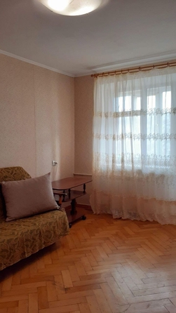 
  Продается 2-комн. квартира, 42 м², Горького ул, д. 64
. Фото 2.