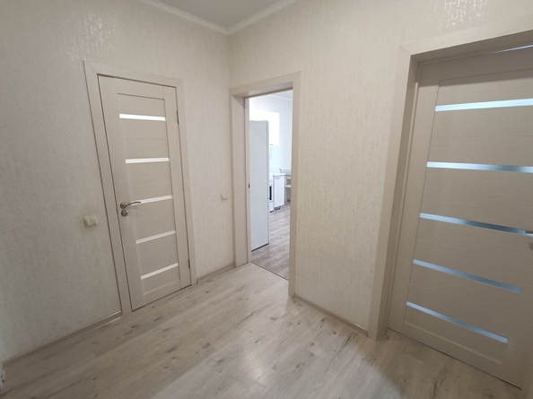 
  Продается 1-комн. квартира, 44 м², Астраханская ул, д. 76
. Фото 2.
