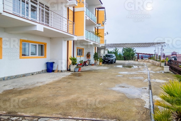 
  Продается 4-комн. квартира, 200 м², Ландышевая ул, д. 77/9
. Фото 4.