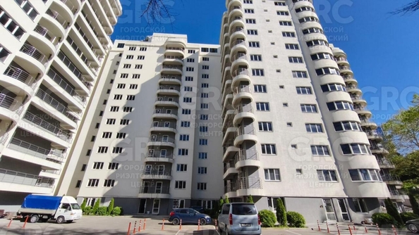 
  Продается 4-комн. квартира, 98.1 м², Туапсинская ул, д. 19
. Фото 1.