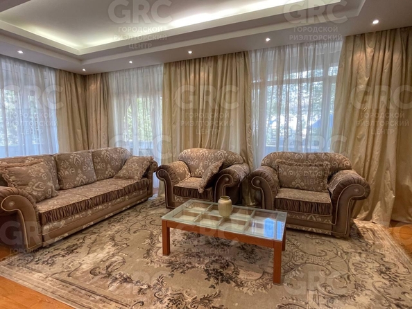 
  Продается 2-комн. квартира, 138 м², Депутатская ул, д. 2
. Фото 5.