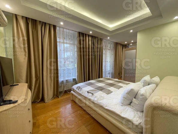 
  Продается 2-комн. квартира, 138 м², Депутатская ул, д. 2
. Фото 9.