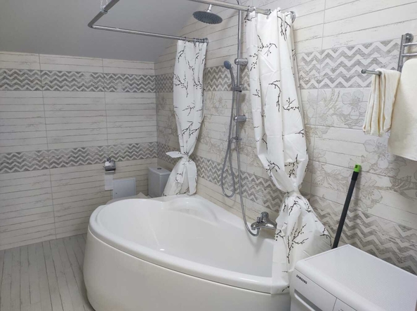 
  Продается 2-комн. квартира, 69 м², Крымская ул, д. 34
. Фото 8.