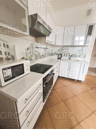
  Продается 2-комн. квартира, 72 м², Невская ул, д. 18
. Фото 2.
