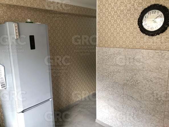 
  Продается 2-комн. квартира, 50.2 м², Батумское шоссе ул, д. 33
. Фото 5.