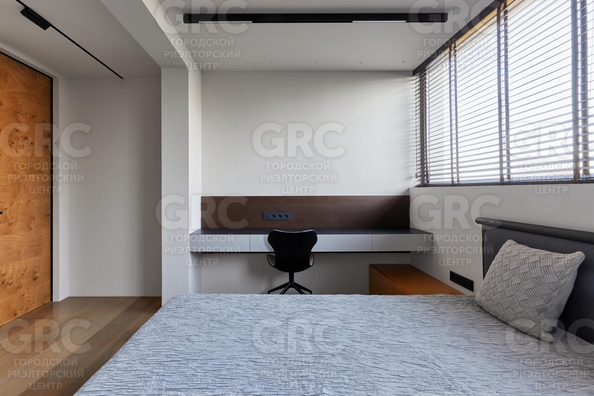 
  Продается 2-комнатный апартамент, 140.6 м², Виноградная ул, д. 4
. Фото 15.