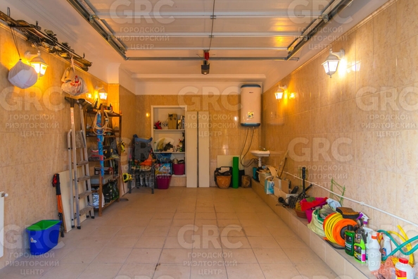 
  Продается 3-комн. квартира, 130 м², Сухумское шоссе ул, д. 13/8
. Фото 32.