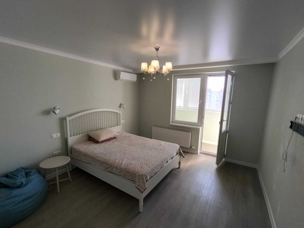 
  Продается 2-комн. квартира, 59 м², Астраханская ул, д. 76
. Фото 8.