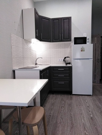 
  Продается 1-комн. квартира, 49 м², Крымская ул
. Фото 1.