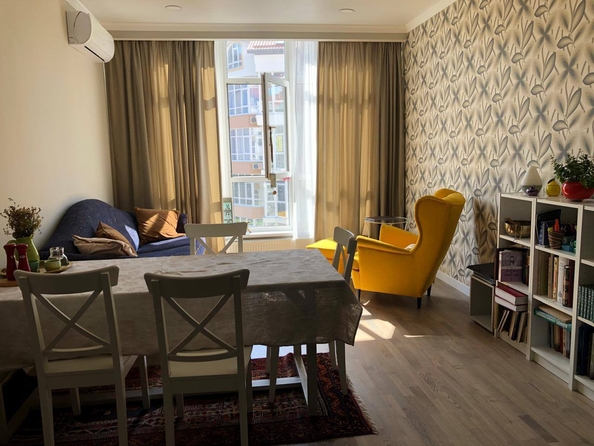 
  Продается 1-комн. квартира, 61 м², Верхняя ул
. Фото 2.