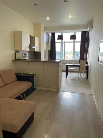 
  Продается 1-комн. квартира, 56 м², Крымская ул
. Фото 2.