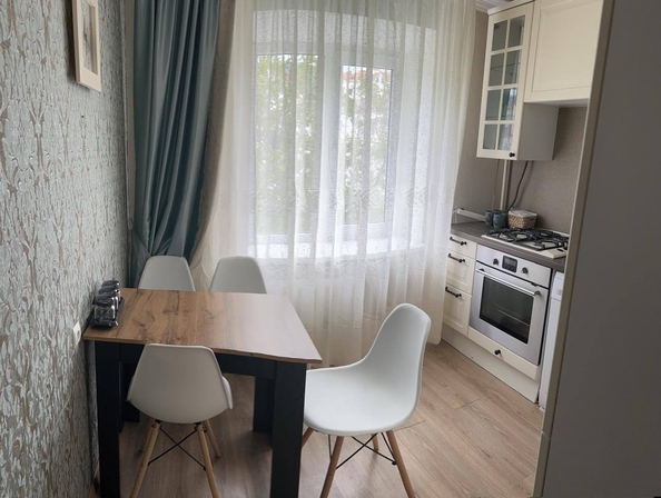
  Продается 1-комн. квартира, 41 м², Маяковского ул
. Фото 1.
