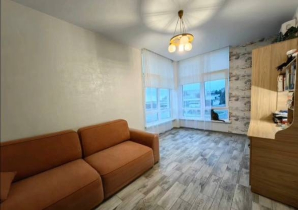 
  Продается 2-комн. квартира, 54 м², Кирова ул
. Фото 2.