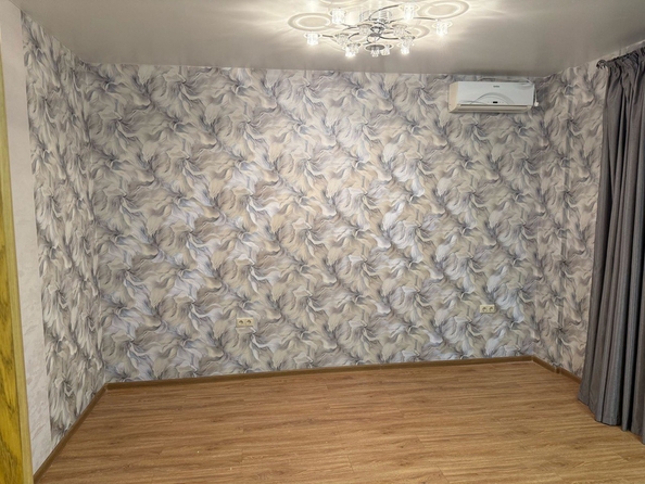 
  Продается 2-комн. квартира, 70 м², Пограничная ул
. Фото 2.
