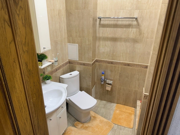 
  Продается 2-комн. квартира, 70 м², Пограничная ул
. Фото 8.