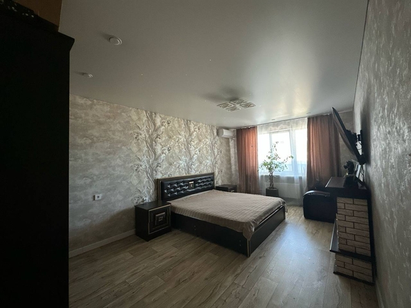 
  Продается 3-комн. квартира, 80 м², Маршала Жукова ул
. Фото 25.