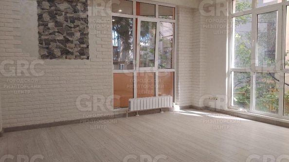 
  Продается студия, 57 м², Пятигорская ул, д. 54/42
. Фото 2.