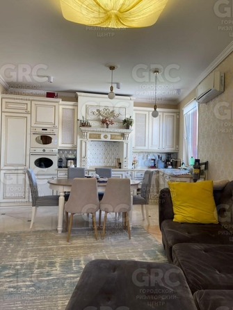 
  Продается 3-комн. квартира, 75 м², Юных Ленинцев ул, д. 10
. Фото 1.