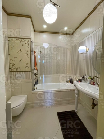 
  Продается 3-комн. квартира, 75 м², Юных Ленинцев ул, д. 10
. Фото 10.