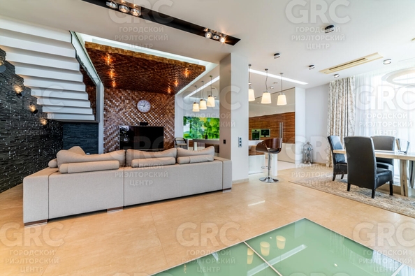 
  Продается дом, 280 м², Сочи
. Фото 10.
