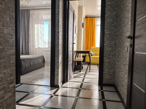 
  Продается 1-комн. квартира, 40 м², 40 лет Победы ул, д. 114
. Фото 1.