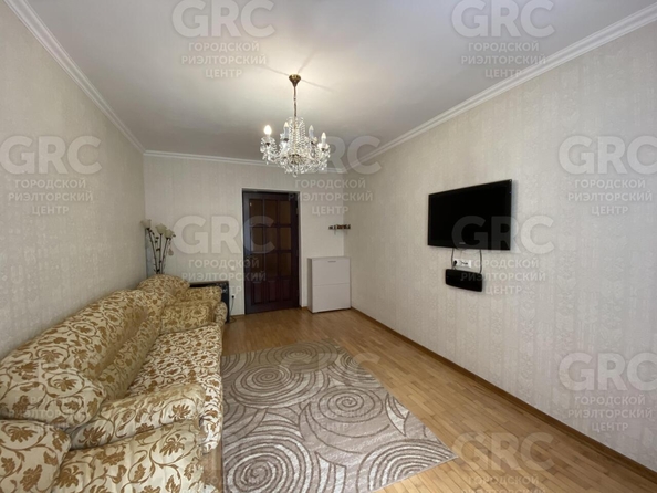 
  Продается 2-комн. квартира, 57 м², Войкова ул, д. 40
. Фото 4.