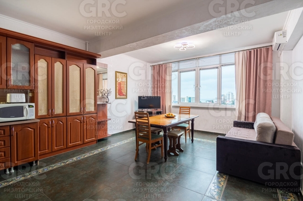 
  Продается 3-комн. квартира, 110 м², Дмитриевой ул, д. 13/1
. Фото 1.