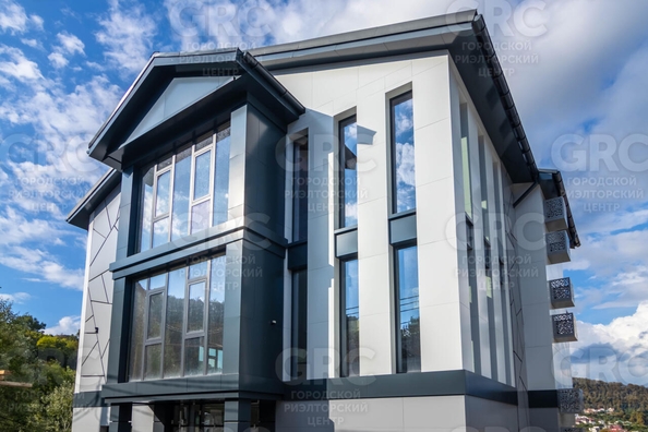 
  Продается дом, 370.6 м², Сочи
. Фото 2.