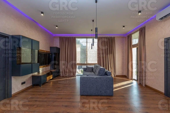 
  Продается дом, 290 м², Сочи
. Фото 18.