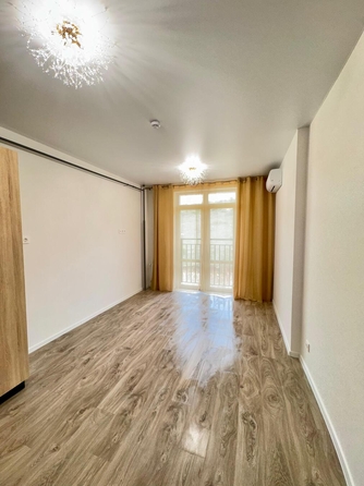 
  Продается 1-комн. квартира, 38 м², Николая Старшинова ул, д. 12к3
. Фото 7.