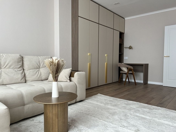 
  Продается 2-комн. квартира, 74 м², Ленина ул, д. 195
. Фото 7.