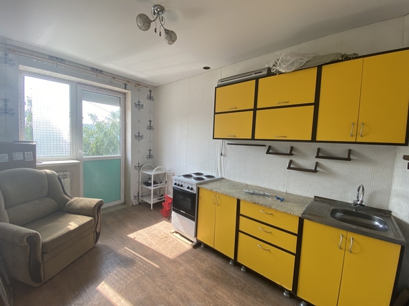 
  Продается 1-комн. квартира, 33 м², Солнечная ул, д. 23А
. Фото 1.