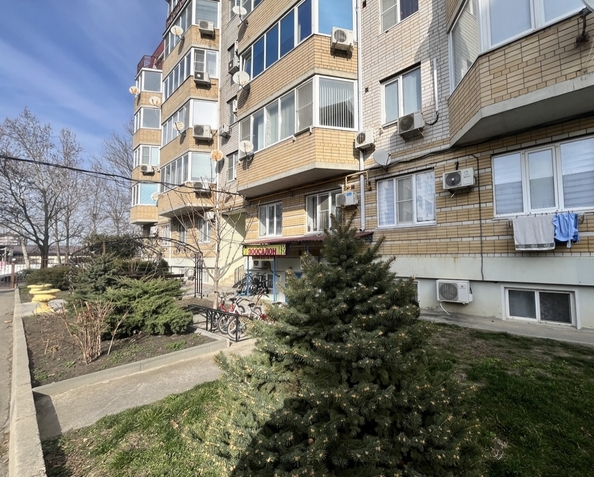 
  Продается 2-комн. квартира, 67 м², Лермонтова ул, д. 116В
. Фото 2.