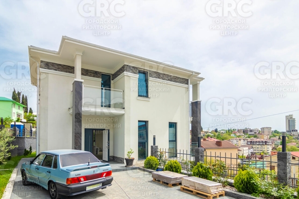 
  Продается дом, 350 м², Сочи
. Фото 2.