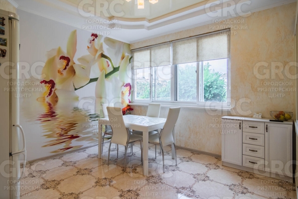 
  Продается дом, 305.8 м², Сочи
. Фото 7.