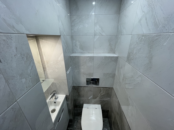 
  Продается 2-комн. квартира, 65 м², Адмирала Пустошкина ул, д. 22к10
. Фото 9.