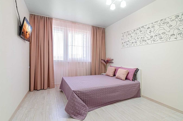 
  Продается 2-комн. квартира, 72 м², Омелькова ул, д. 93
. Фото 3.
